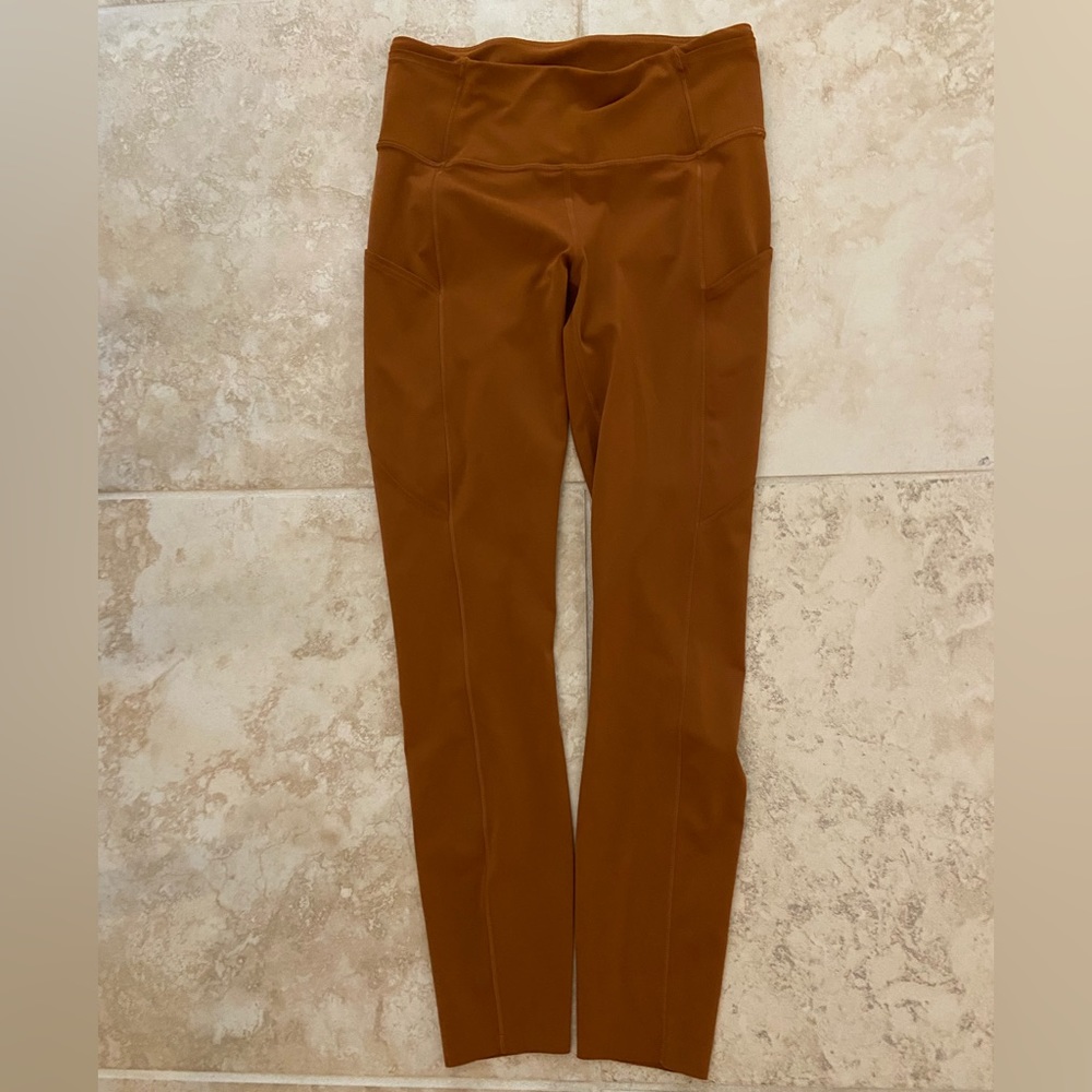 Lululemon Fast and Free leggings(Size 6)